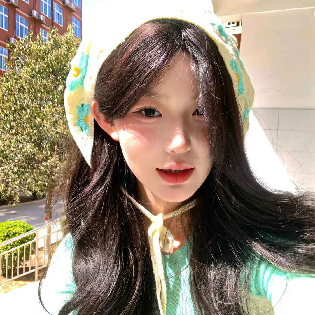 方块皇后 海报